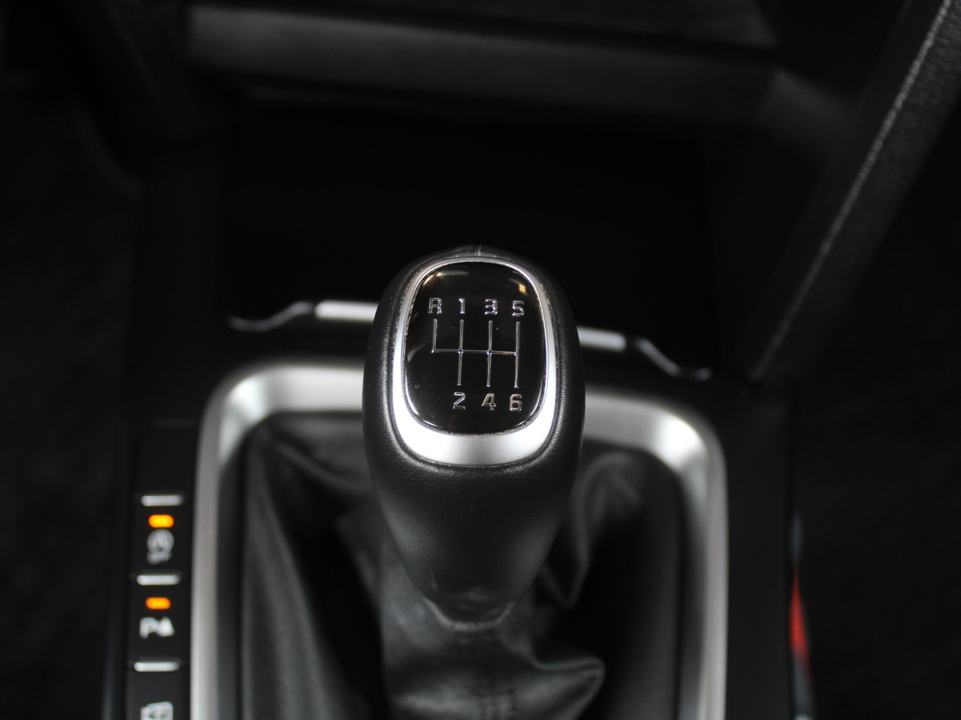 46221530-31.jpg