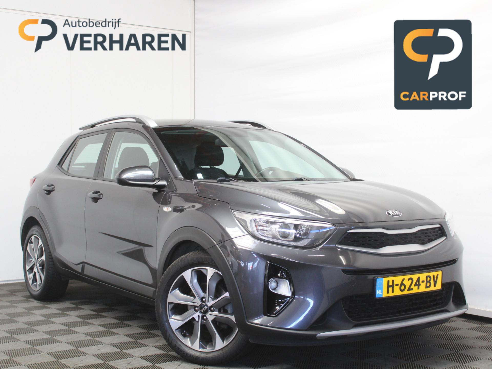 Kia Stonic 1.0 T-GDi DynamicLine AIRCO | CARPLAY | AUTOMAAT | CRUISE | TRHAAK | LED | LMV17 | CAMERA | DAB 57628129-0.jpg | Autobedrijf Verharen