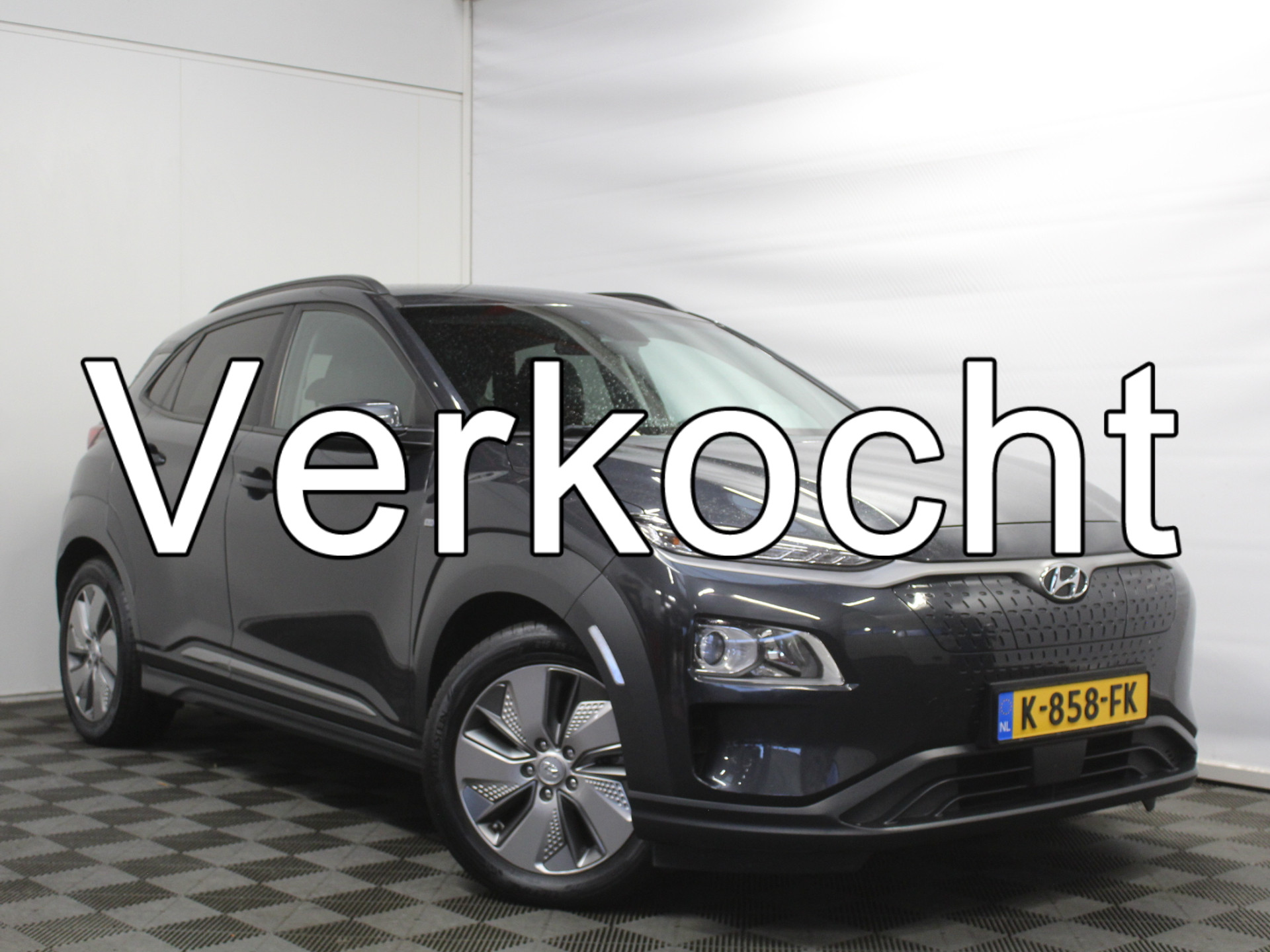 Hyundai Kona EV Fashion 64 kWh CLIMATE | CARPLAY | ADAPCRUISE | LED | LMV17 | CAMERA | DAB | LEER/STOF | PDC | STOELVERW | HEAD-UP 57731066-0.jpg | Autobedrijf Verharen